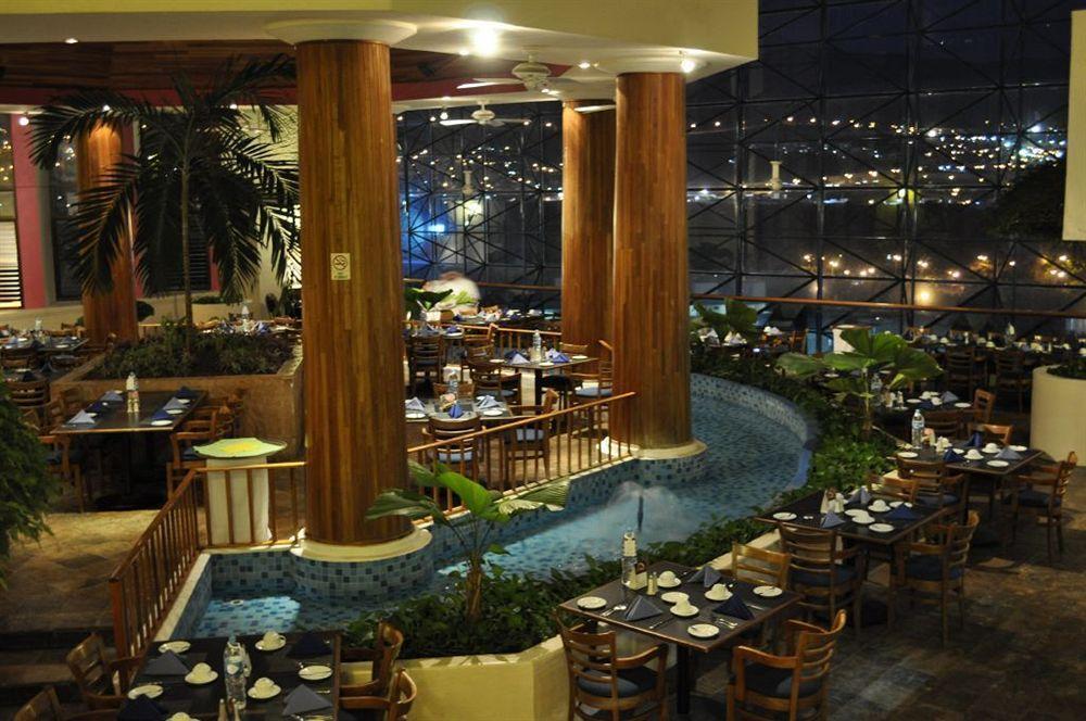 Marriott Tuxtla Gutierrez Hotel Tuxtla Gutiérrez Exterior foto The River Restaurant